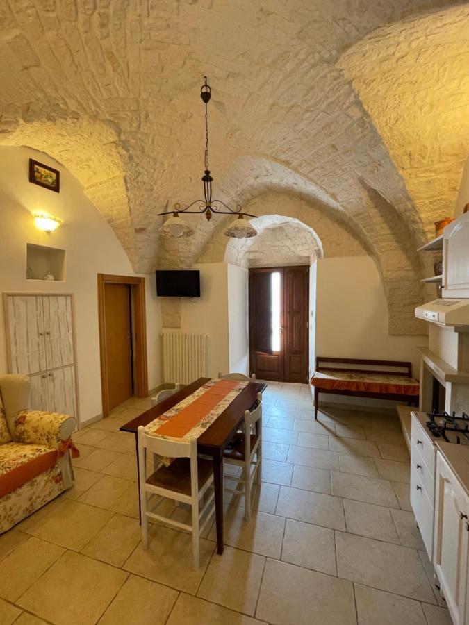 Valle D'Itria Trullo Sovrano Sul Monte Cisternino Ngoại thất bức ảnh